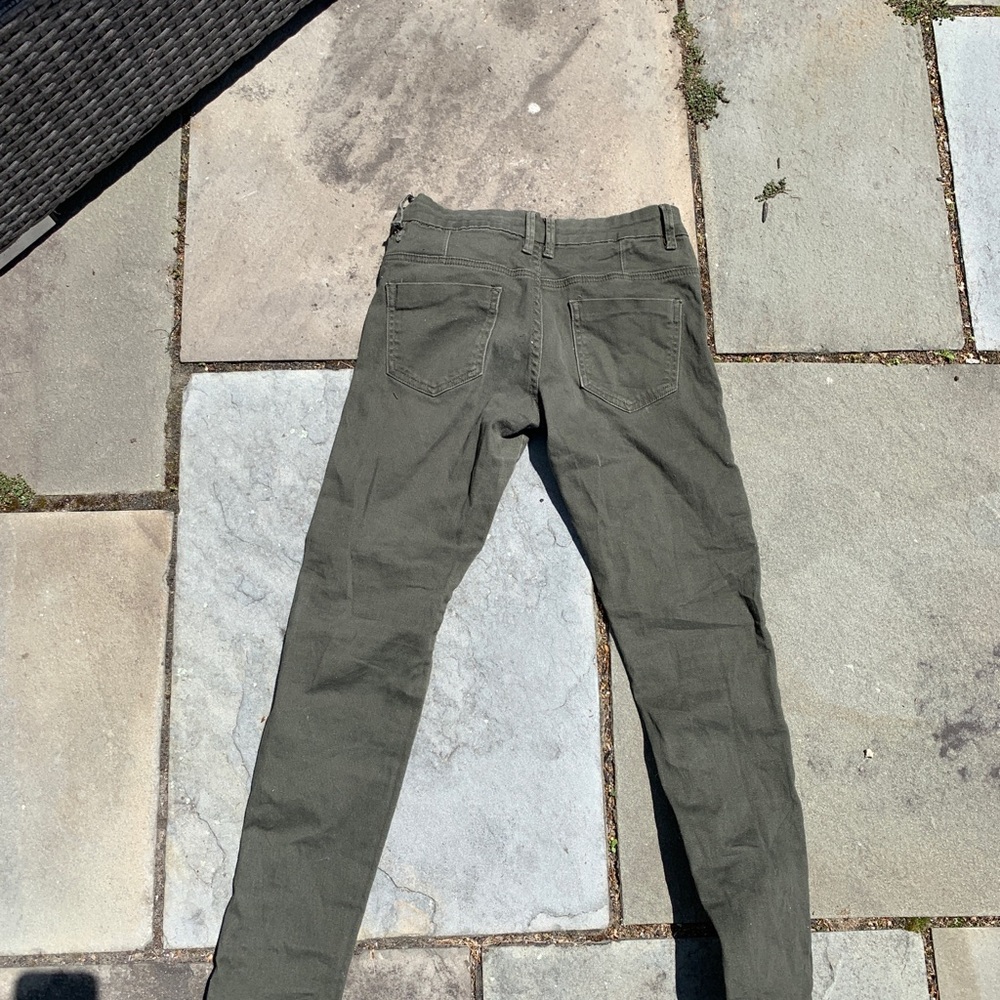 Forever 21 Green skinny jeans